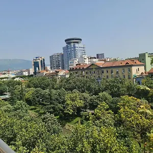 Penthahouse Shallvare Appartamento